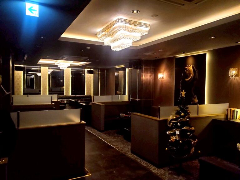 CLUB M